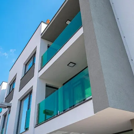 Grunt Apartment