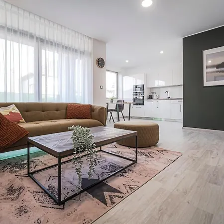 Grunt Apartment