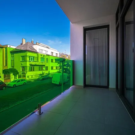 Grunt Apartment